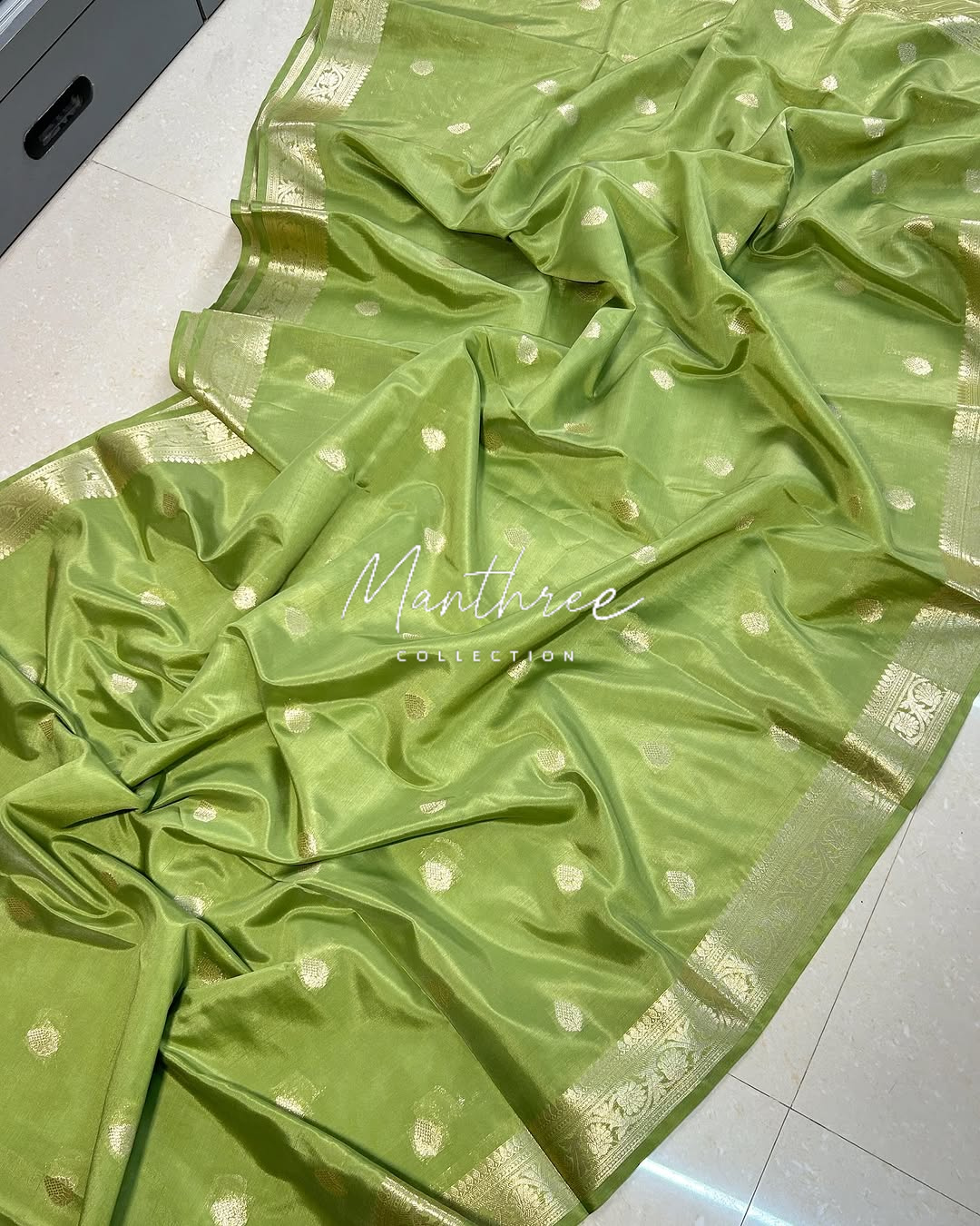Kajol green banarasi silk saree