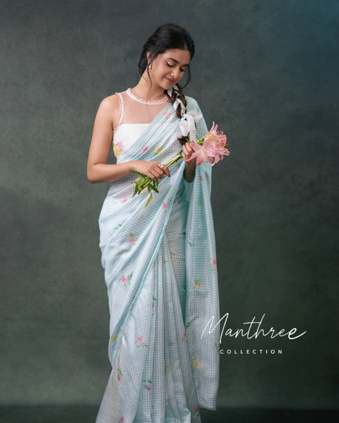 Keerthy suresh blue linen saree