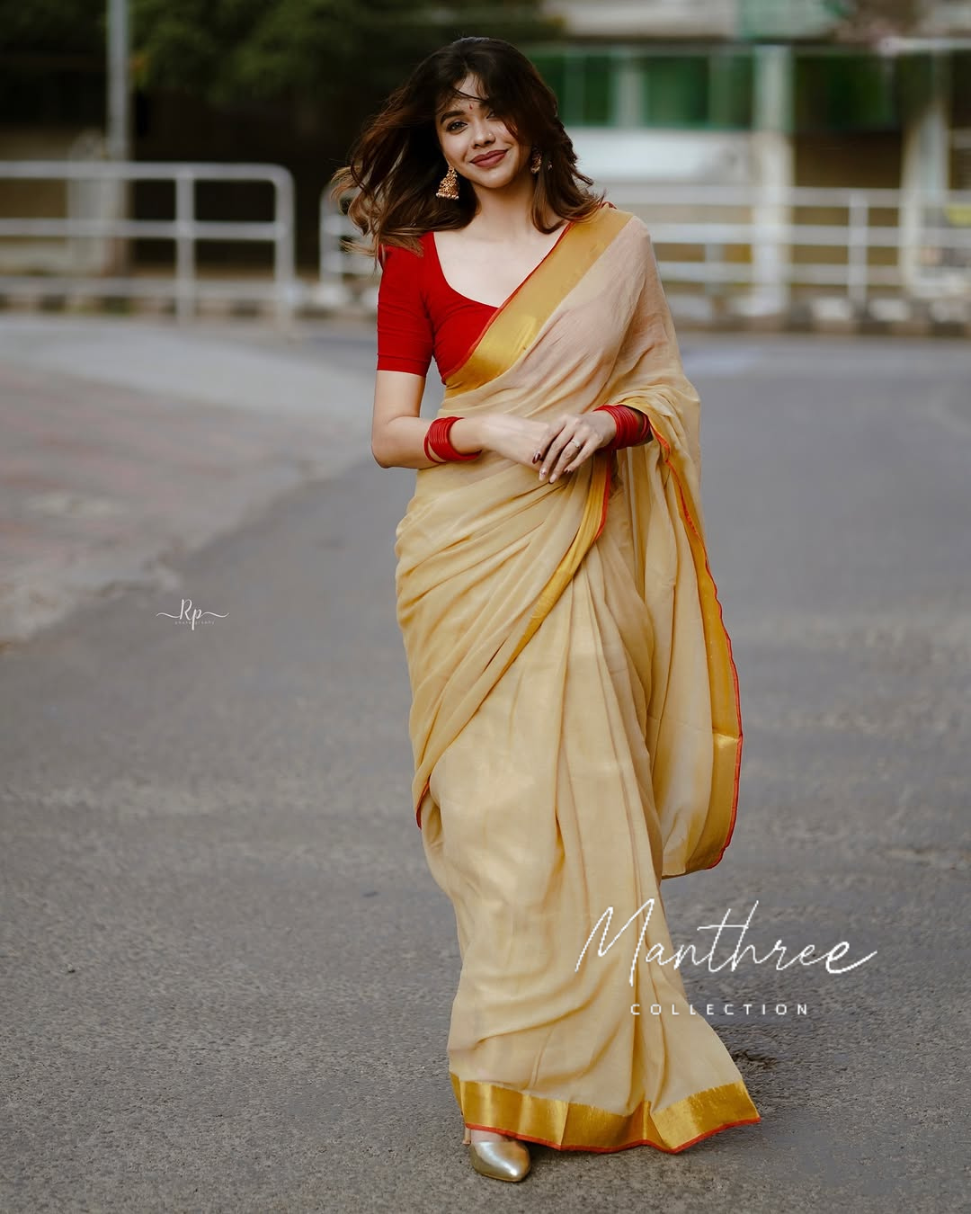 Linen handloom cream saree