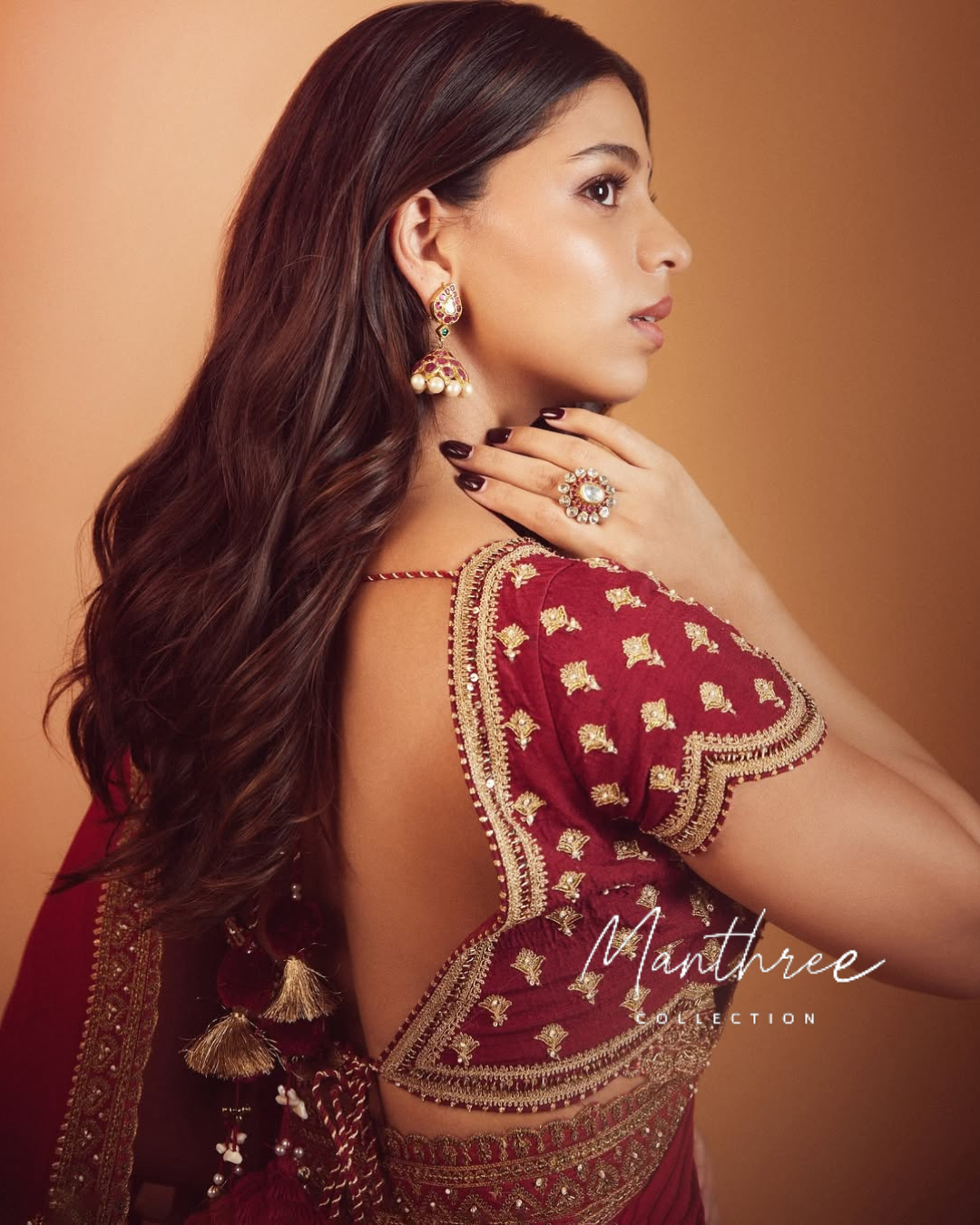 Suhana Khan red designer saree