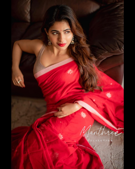 Iswarya memon red khadi cotton saree