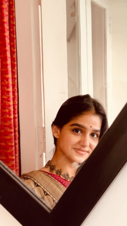 Anaswara Rajan pure narayanapet saree