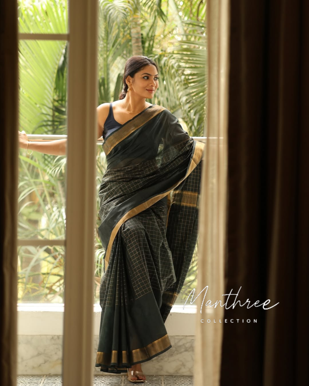 Trending Gold zari designer saree